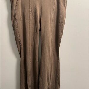 Torrid Size 2 Pocketed Sweatpants with Boot Slits